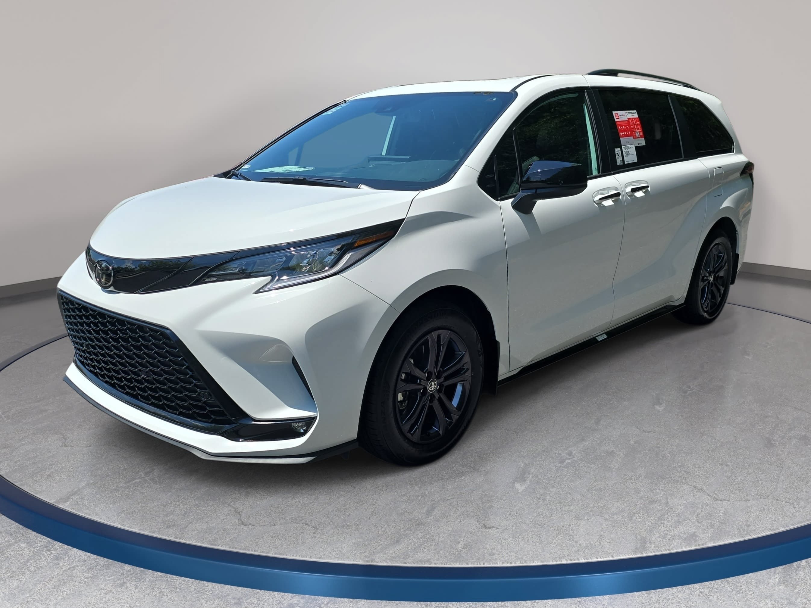 New 2026 Toyota Sienna XSE