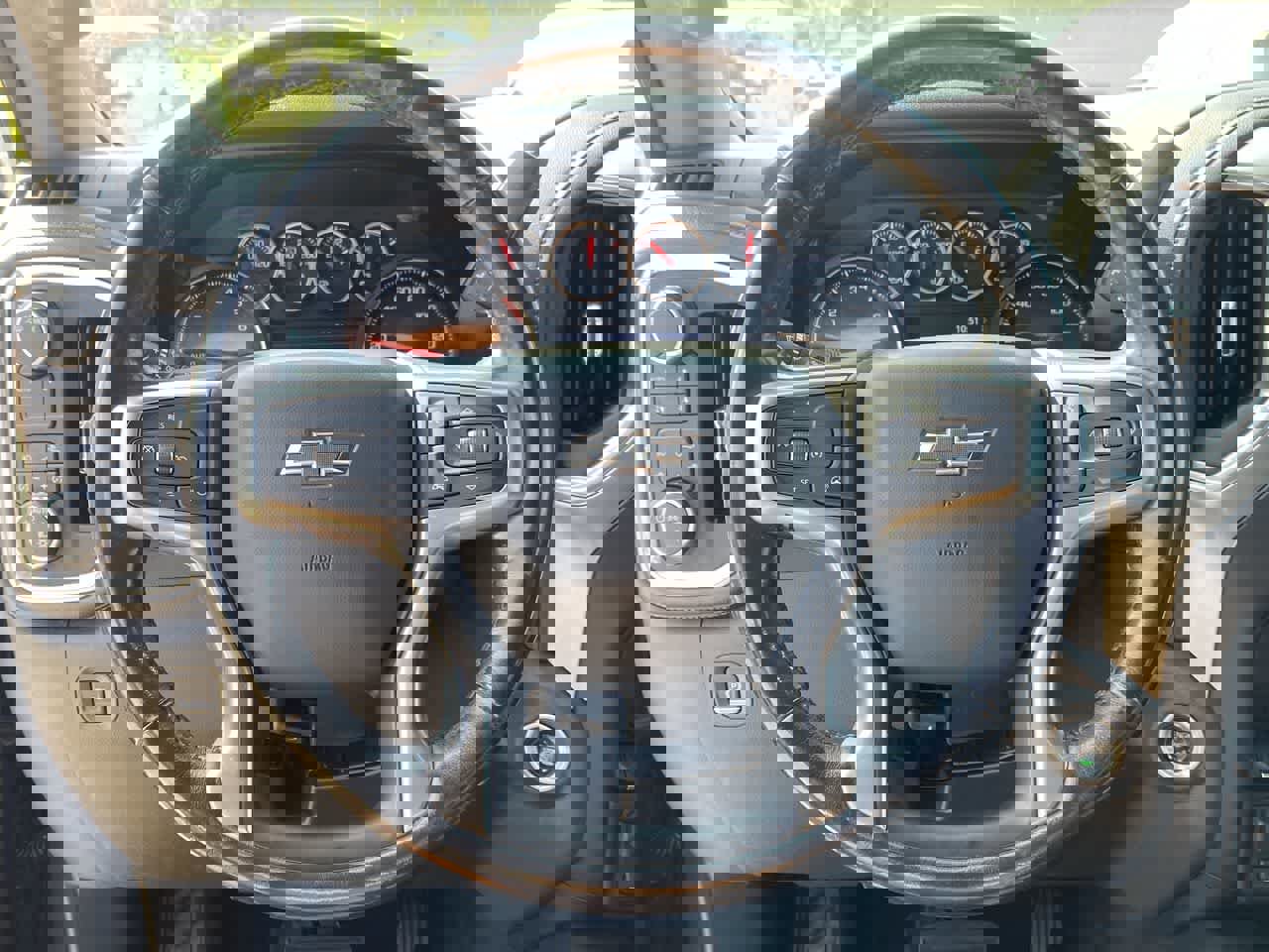 Used 2020 Chevrolet Silverado 1500 RST image 21