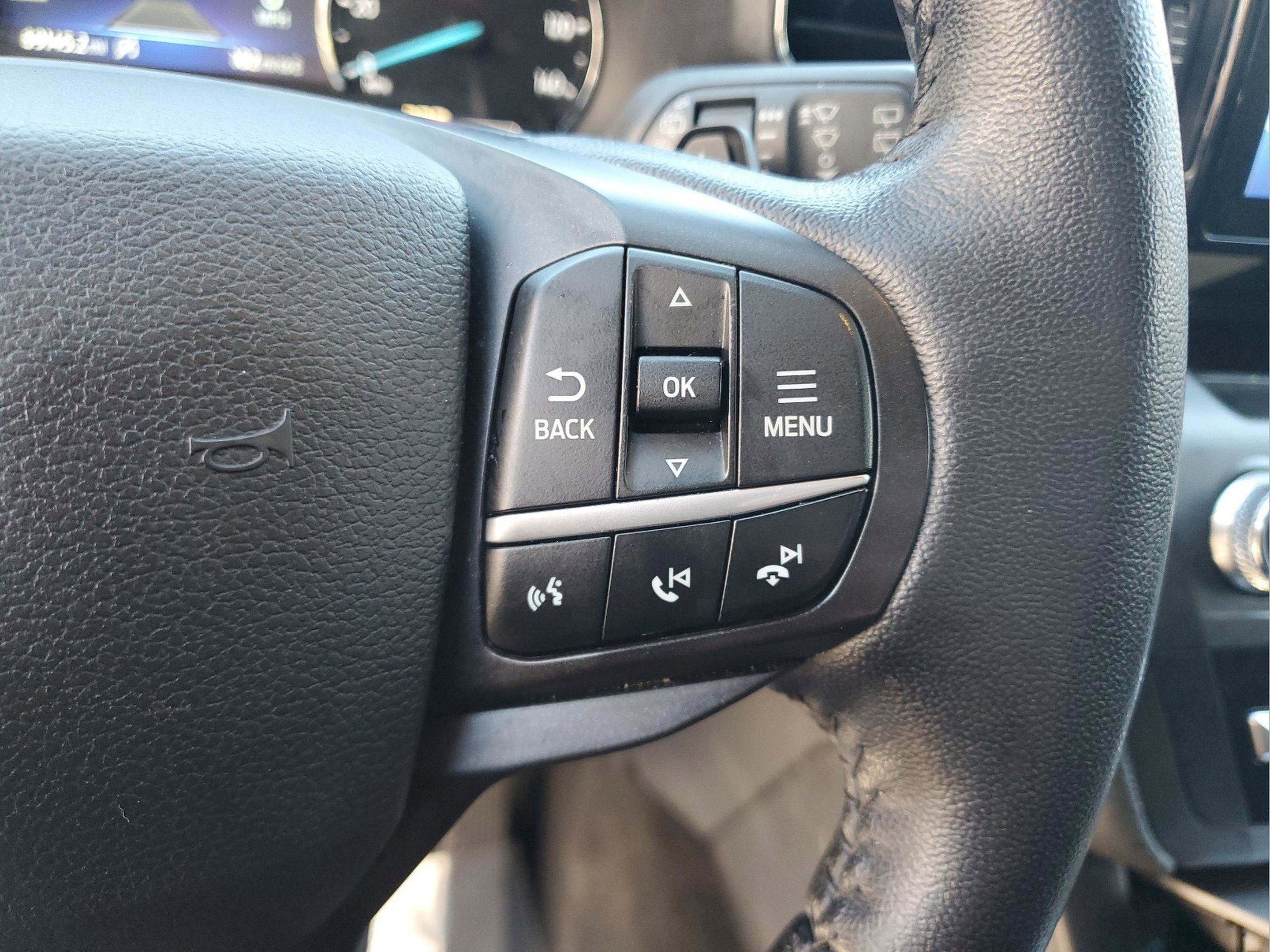 Used 2020 Ford Explorer XLT w/ Equipment Group 202A image 30