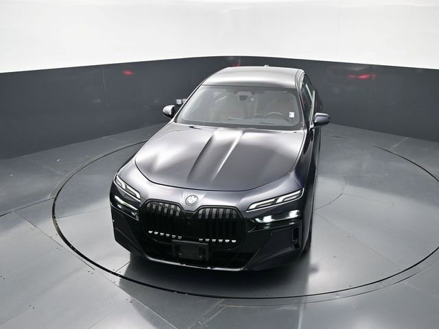 Used 2023 BMW 760i xDrive AWD/4WD image 17