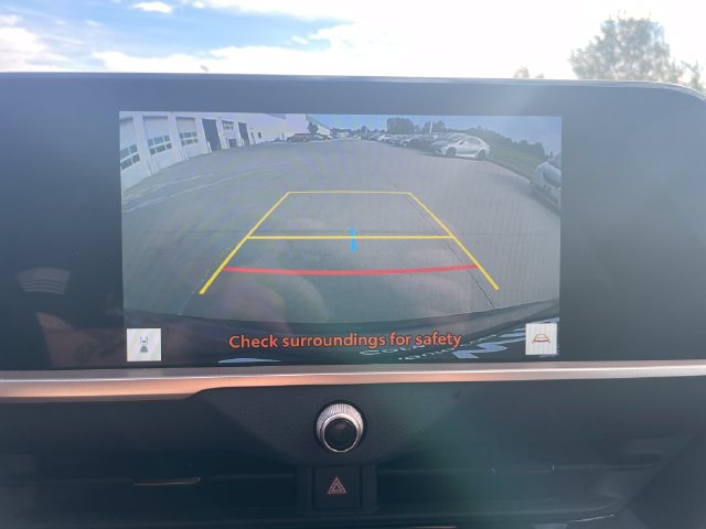 Certified 2025 Toyota Crown Signia AWD/4WD image 14