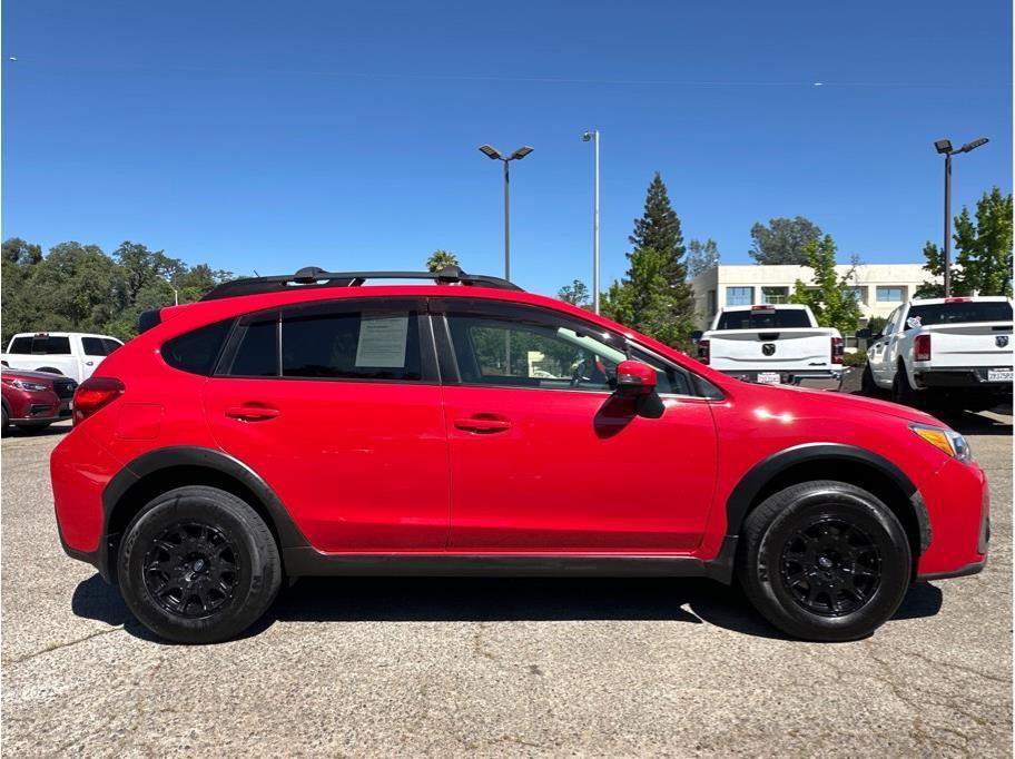 Used 2017 Subaru Crosstrek 2.0i Premium w/ Special Edition image 8