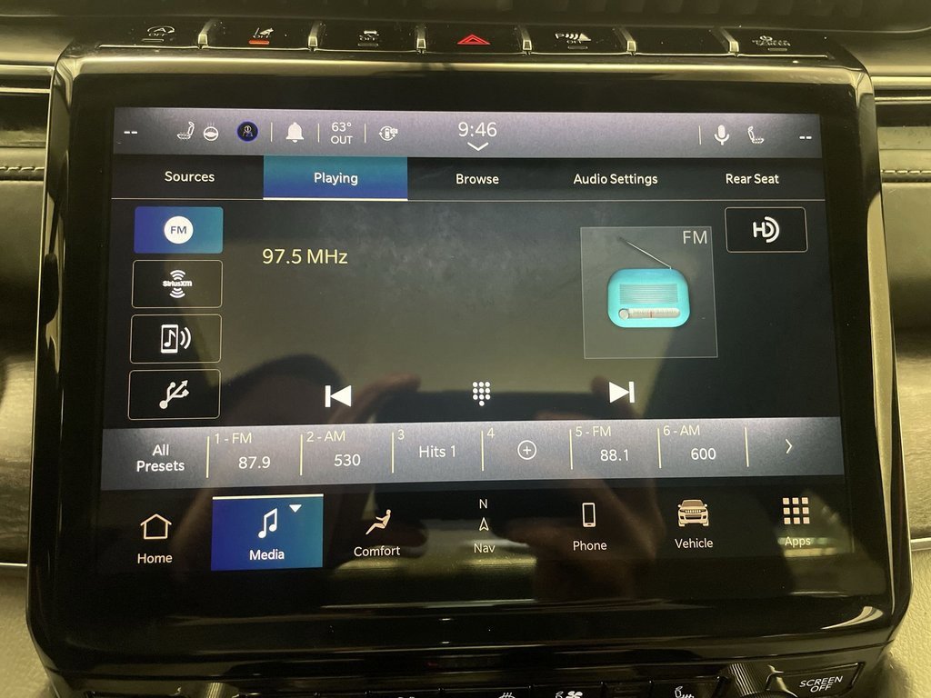 Used 2023 Jeep Grand Cherokee Overland w/ Advanced Protech Group III image 7