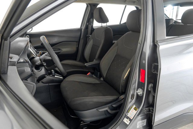 Used 2020 Nissan Kicks S w/ Interior Electronics Package FWD image 32