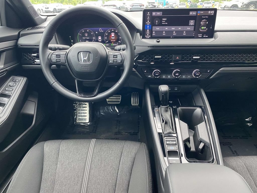 Certified 2025 Honda Accord Sport image 9