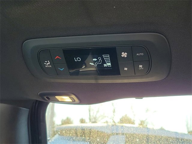 New 2026 Chrysler Pacifica Select image 27