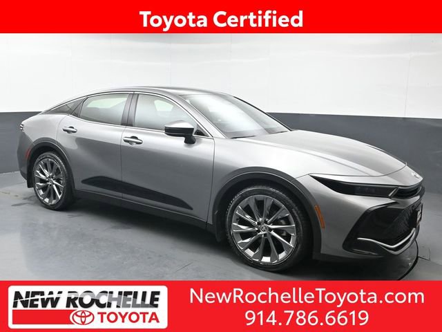 Used 2024 Toyota Crown Limited AWD/4WD image 1