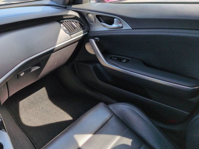 Used 2019 Kia Stinger GT2 RWD image 16