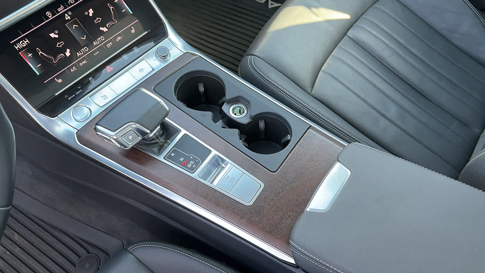 Used 2020 Audi A6 2.0T Premium image 18