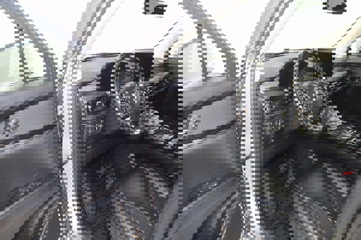 Used 2021 Lincoln Nautilus FWD w/ Equipment Group 101A image 45