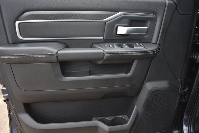 New 2026 RAM 2500 Big Horn AWD/4WD image 13