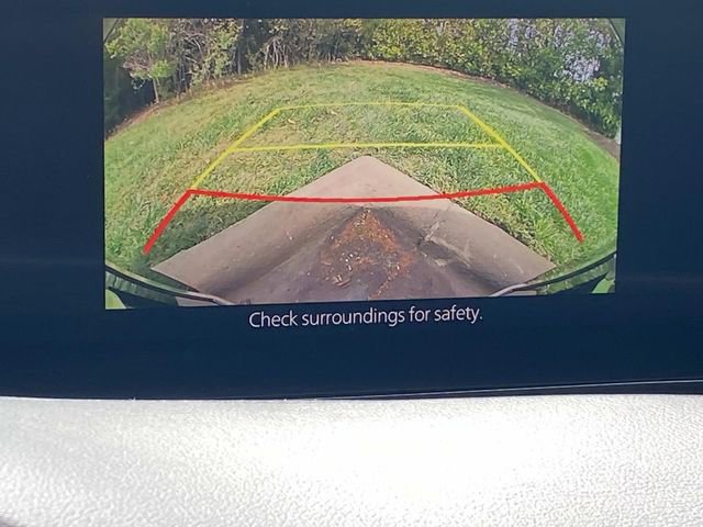 Used 2022 MAZDA MAZDA3 s FWD image 25