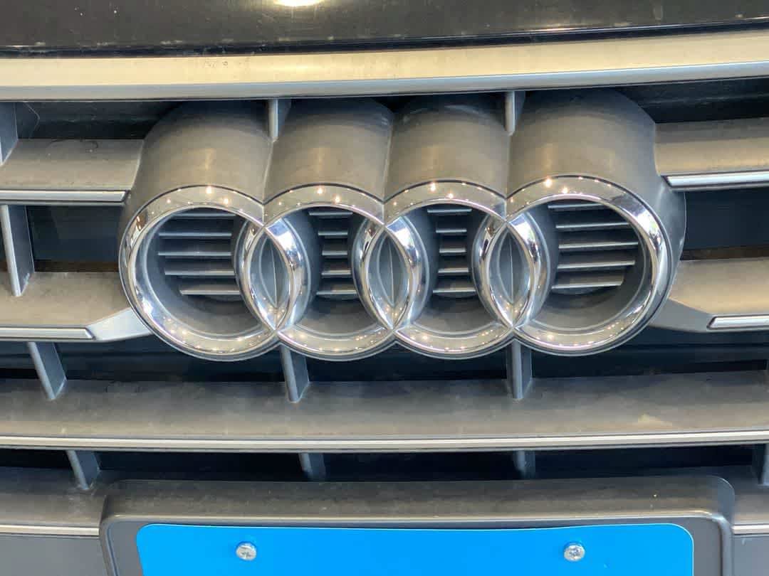 Used 2018 Audi Q5 2.0T Premium Plus w/ Premium Plus Package AWD/4WD image 10