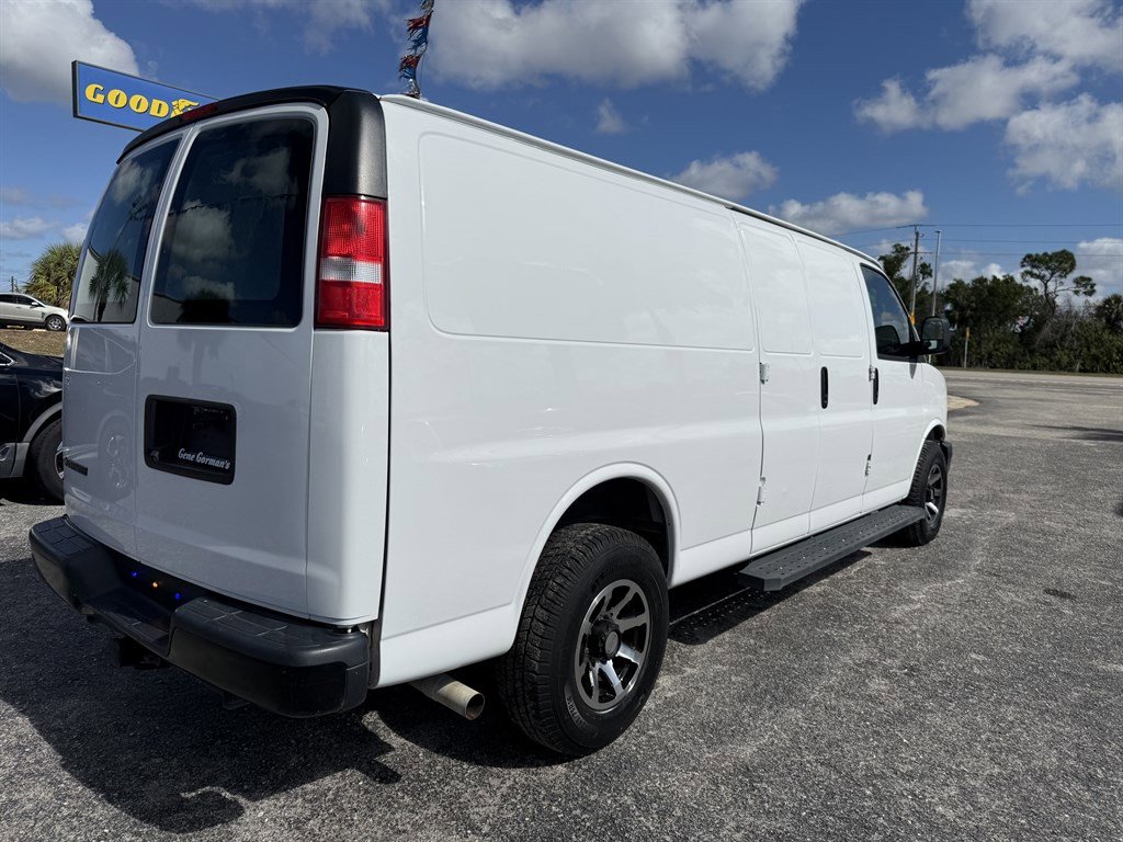 Used 2020 Chevrolet Express 2500 Extended w/ Driver Convenience Package RWD image 5