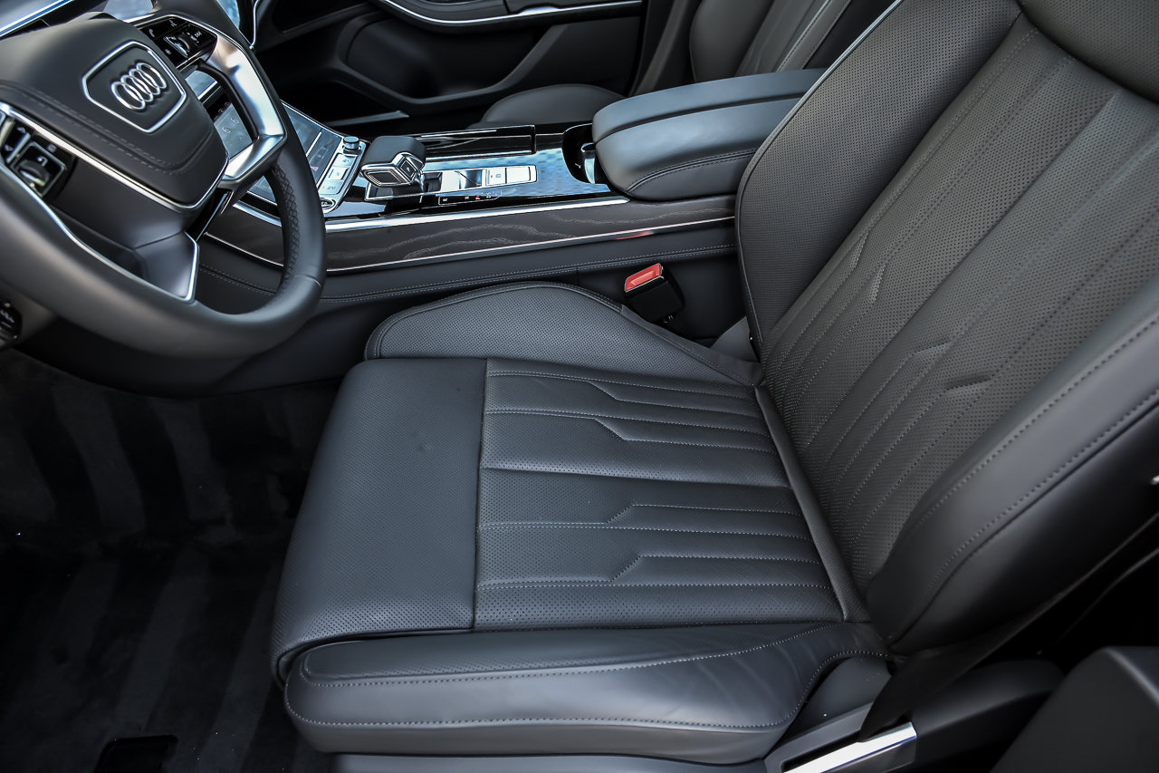 Used 2025 Audi A8 L 3.0T w/ Executive Package AWD/4WD image 21