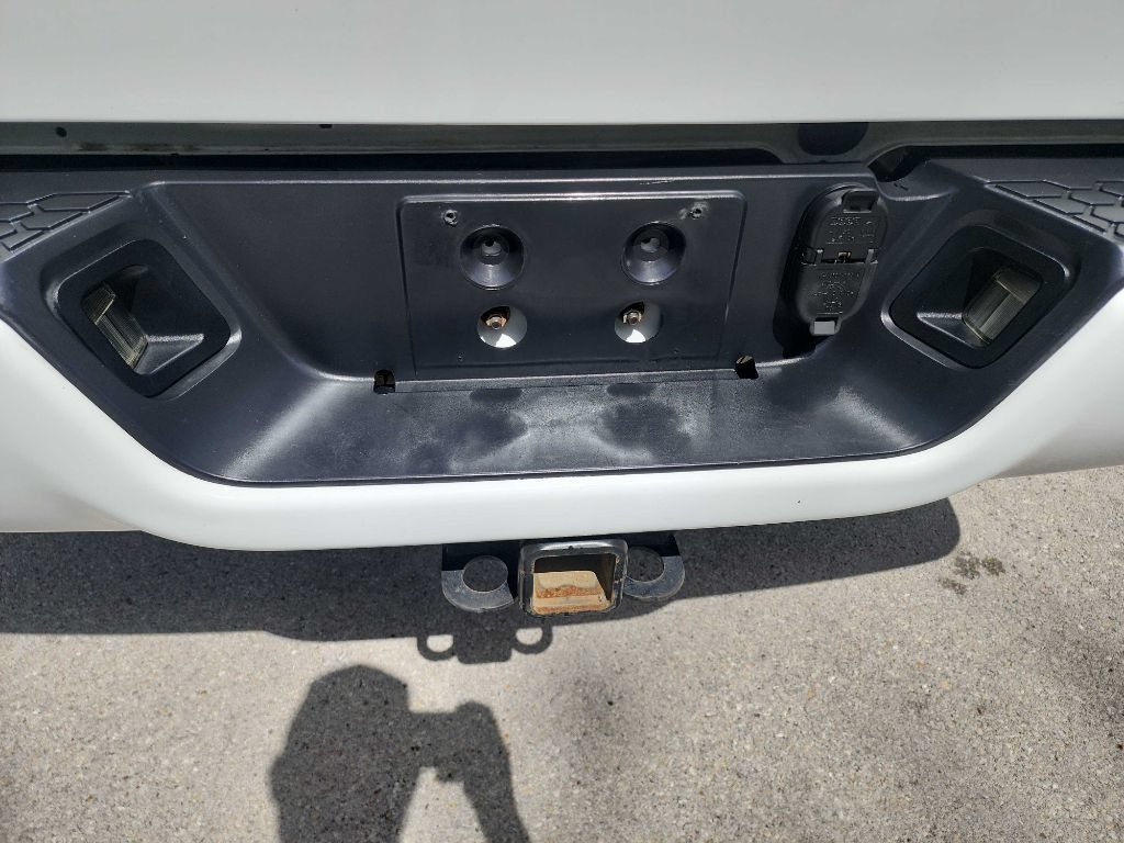 Used 2018 RAM 2500 Laramie w/ Sport Appearance Group RWD image 7