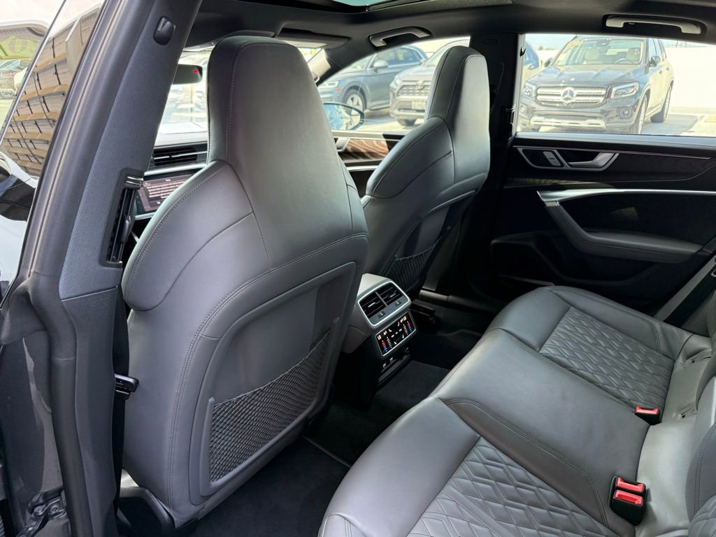 Used 2020 Audi S7 Prestige w/ Prestige Package AWD/4WD image 25