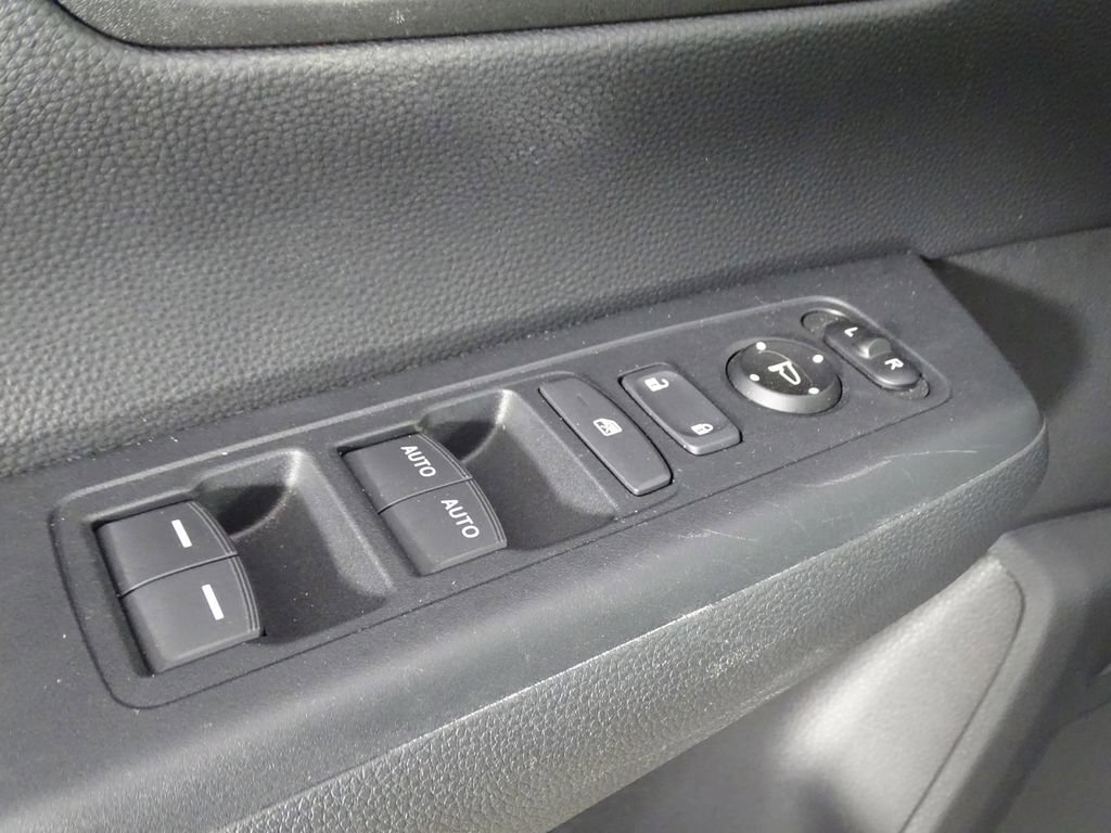 Used 2023 Honda CR-V Sport image 16