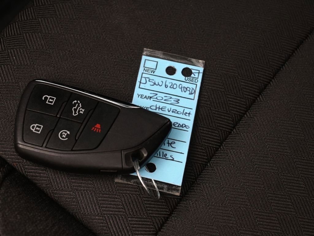 Used 2023 Chevrolet Silverado 1500 RST image 18