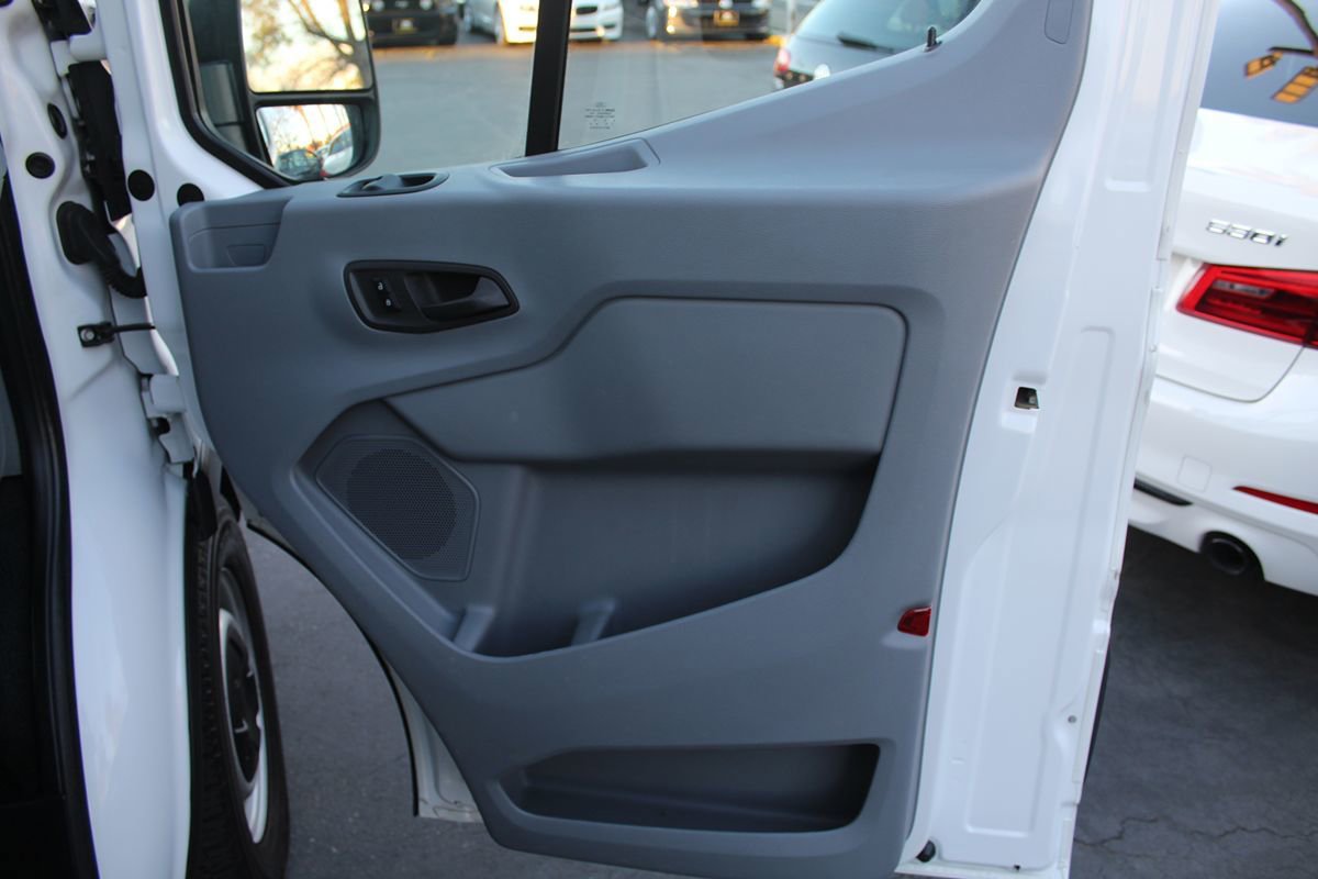 Used 2015 Ford Transit 350 XL RWD image 17