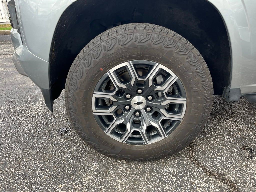 Certified 2024 Chevrolet Colorado Z71 w/ Z71 Convenience Package 2 image 30