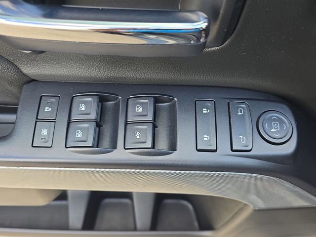 Used 2019 Chevrolet Silverado 1500 LT w/ All Star Edition image 27