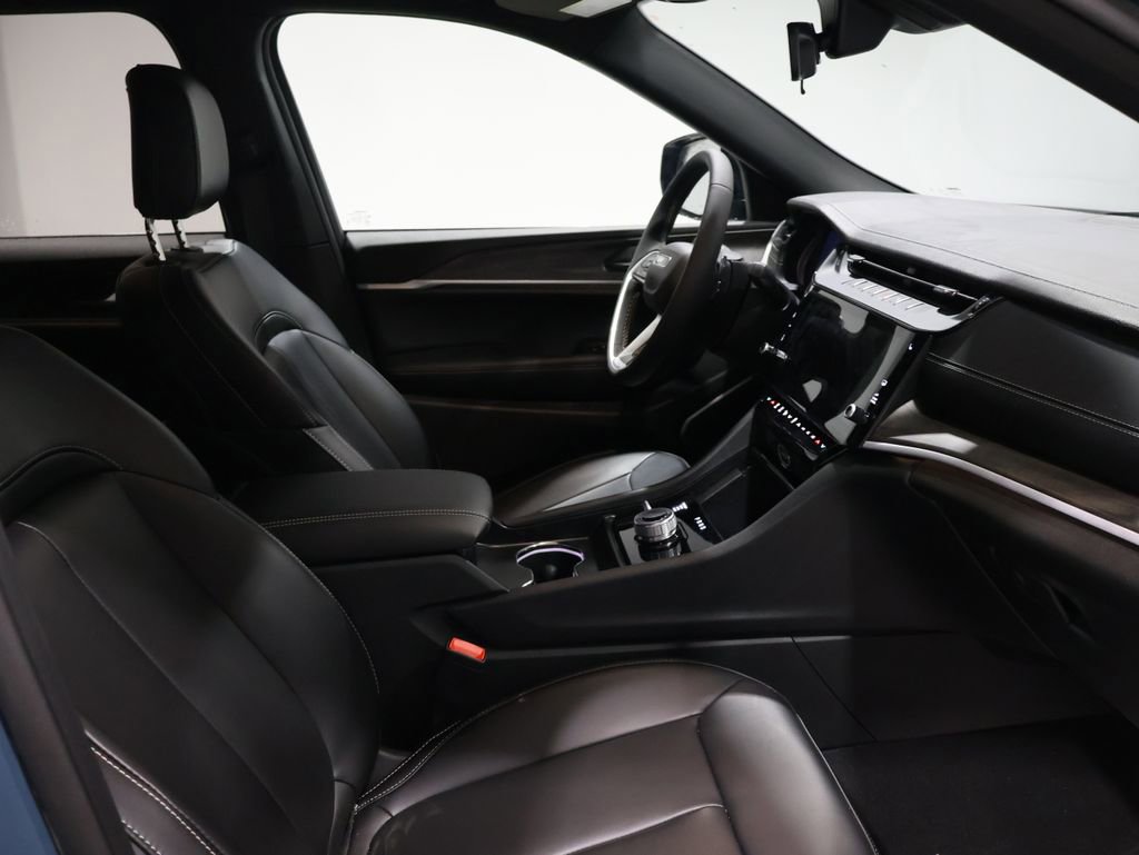 New 2026 Jeep Grand Cherokee Limited image 16