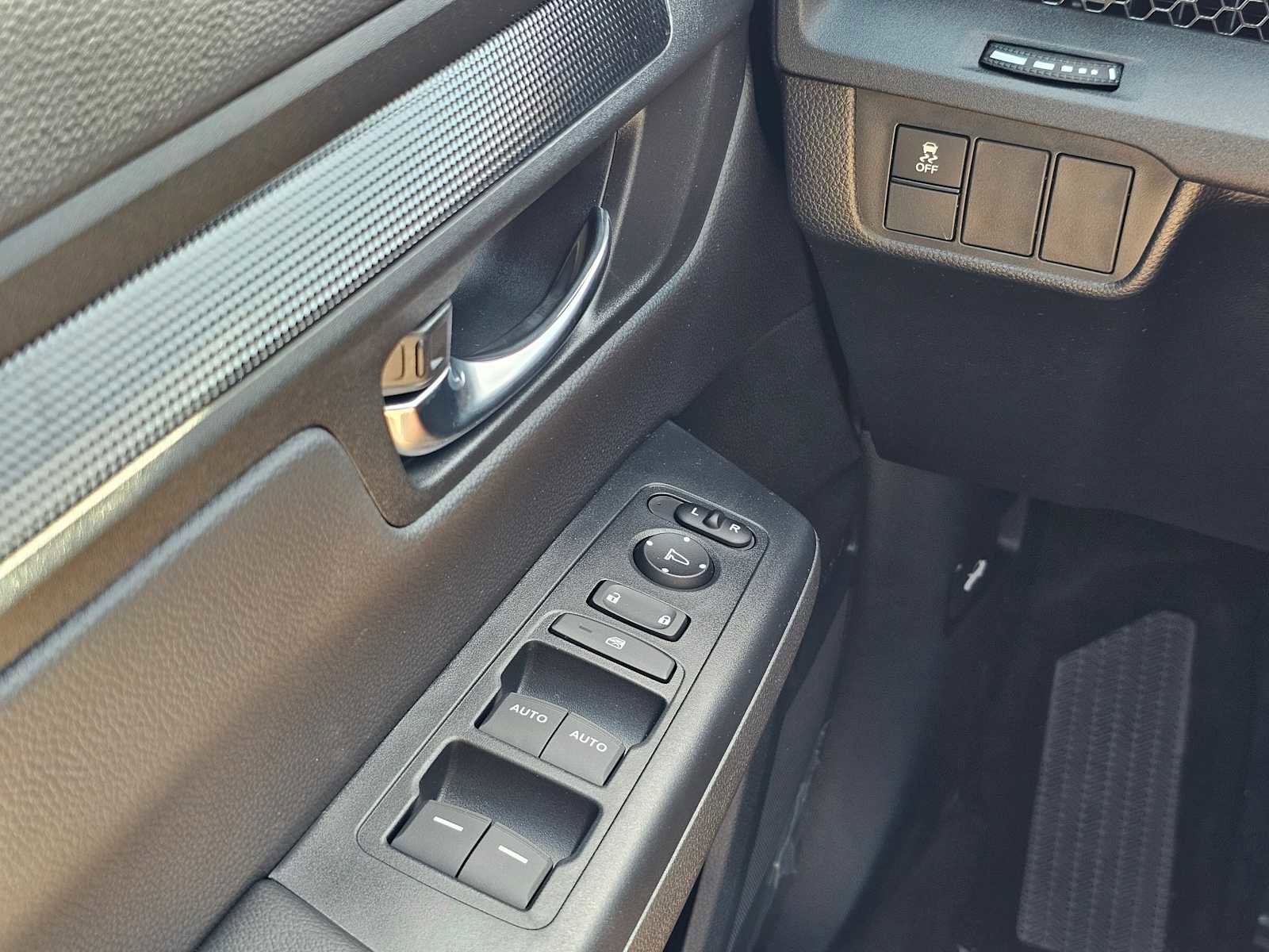 New 2025 Honda CR-V EX image 28