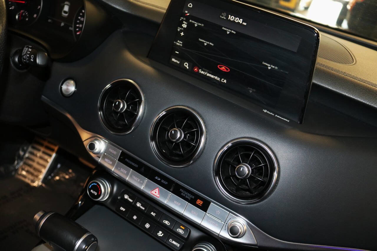 Used 2019 Kia Stinger GT1 RWD image 31