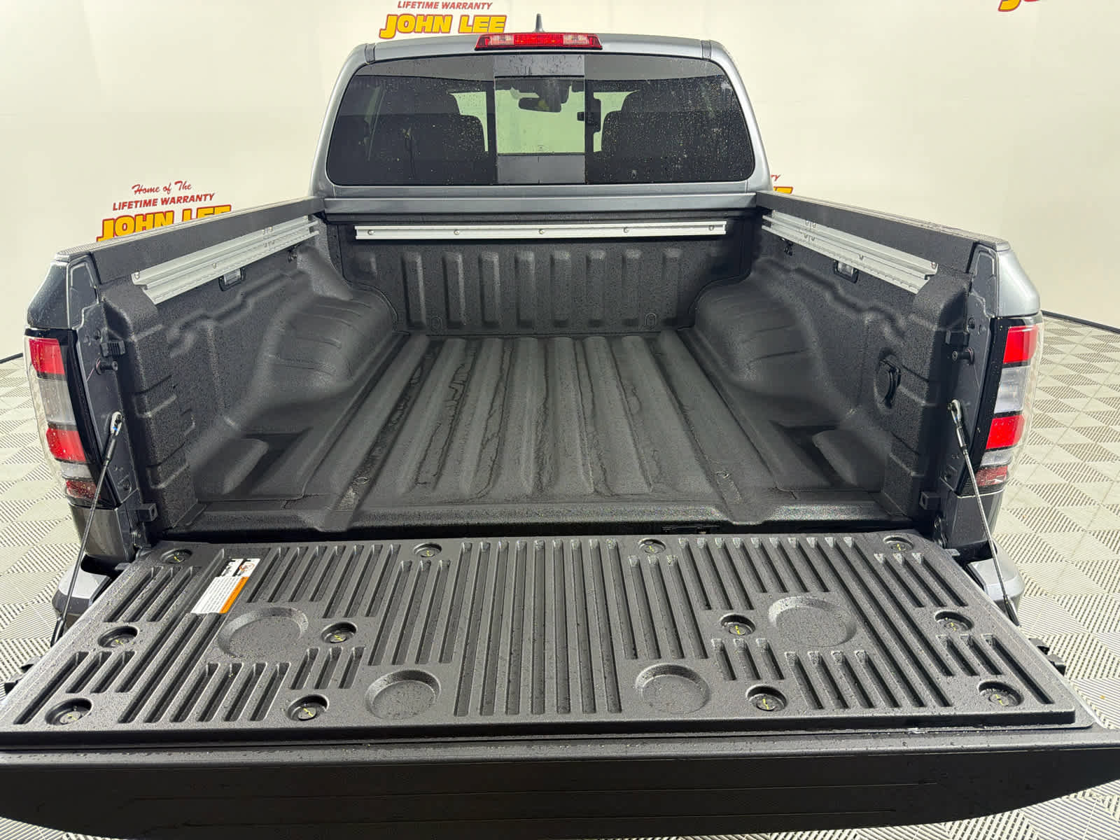 New 2026 Nissan Frontier SV w/ SV Convenience Package image 5