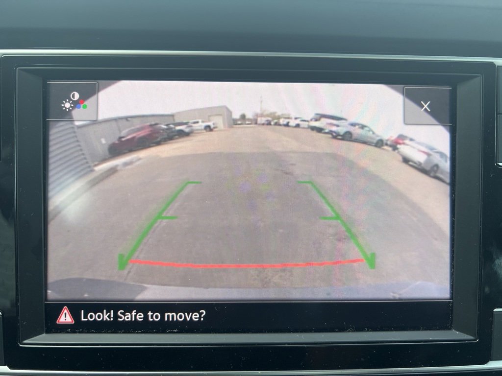 Used 2024 Volkswagen Jetta SE image 17