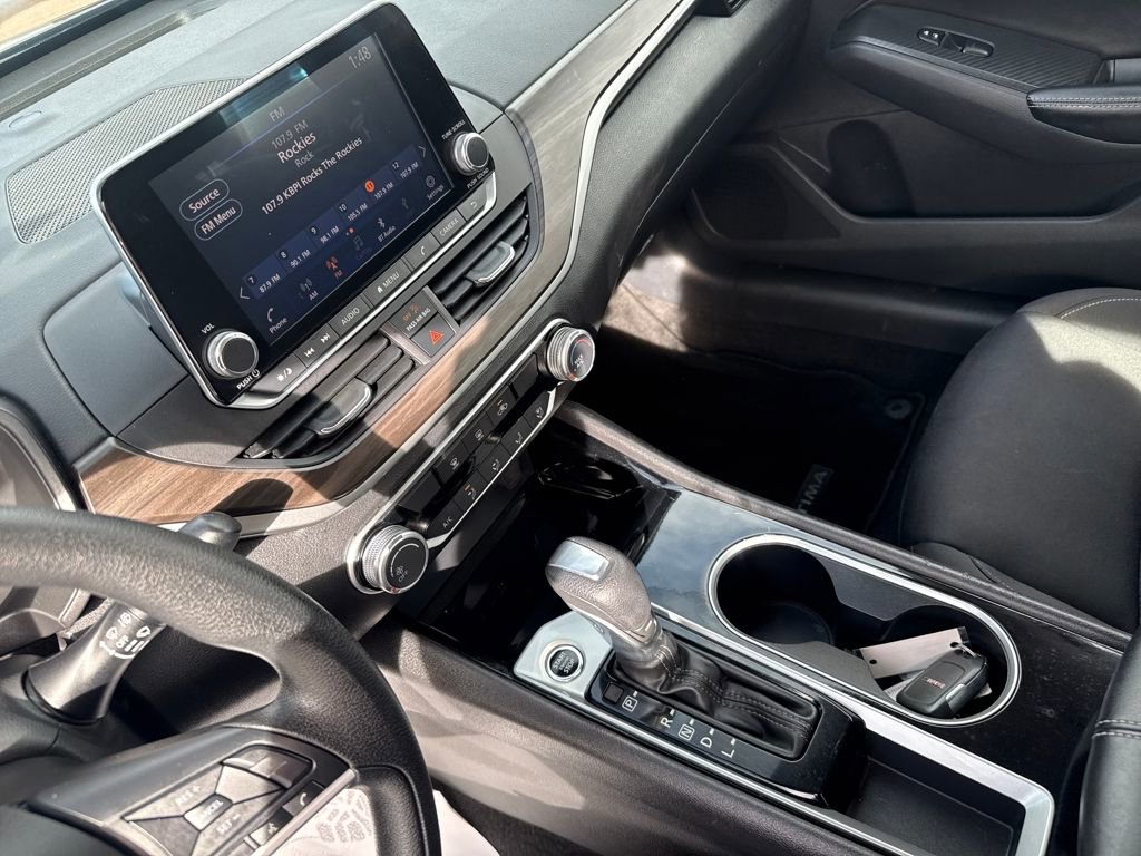 Used 2024 Nissan Altima 2.5 SV image 14