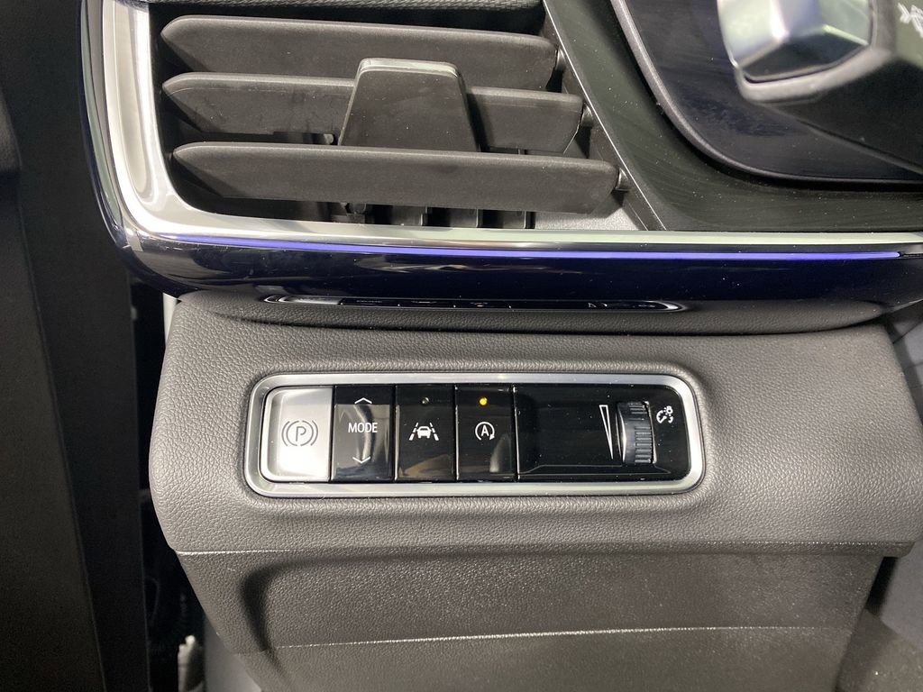 Certified 2025 Buick Envision Preferred image 19