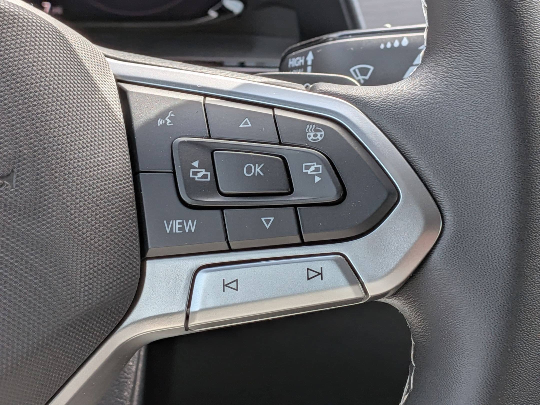 New 2026 Volkswagen Atlas Cross Sport SE AWD/4WD image 19