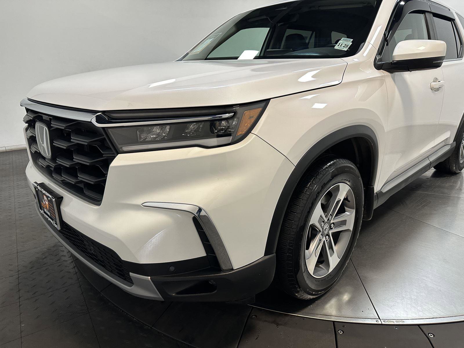 Certified 2024 Honda Pilot EX-L image 7