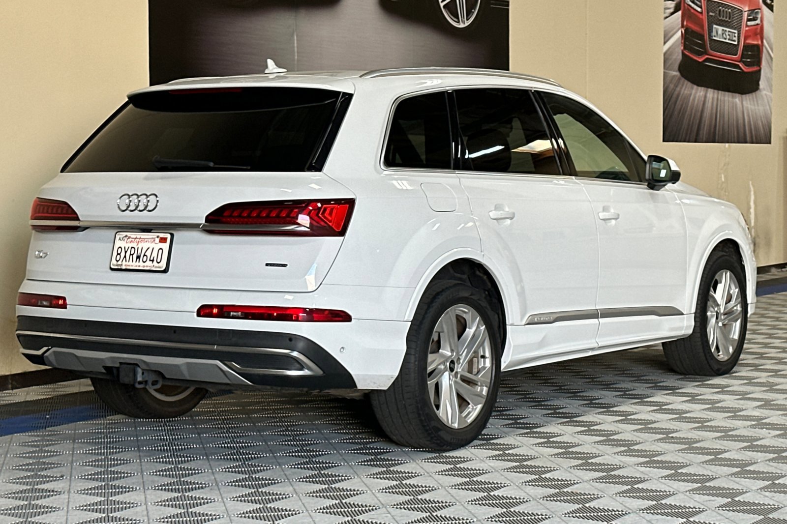 Used 2021 Audi Q7 3.0T Premium image 4