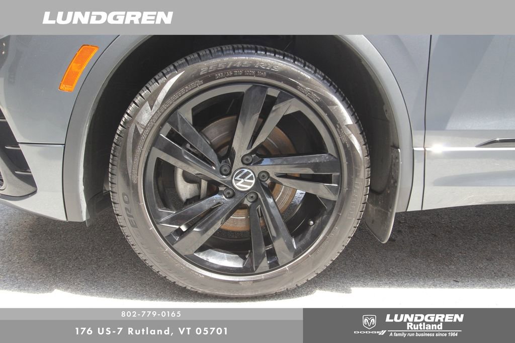 Used 2023 Volkswagen Tiguan SE R-Line AWD/4WD image 40