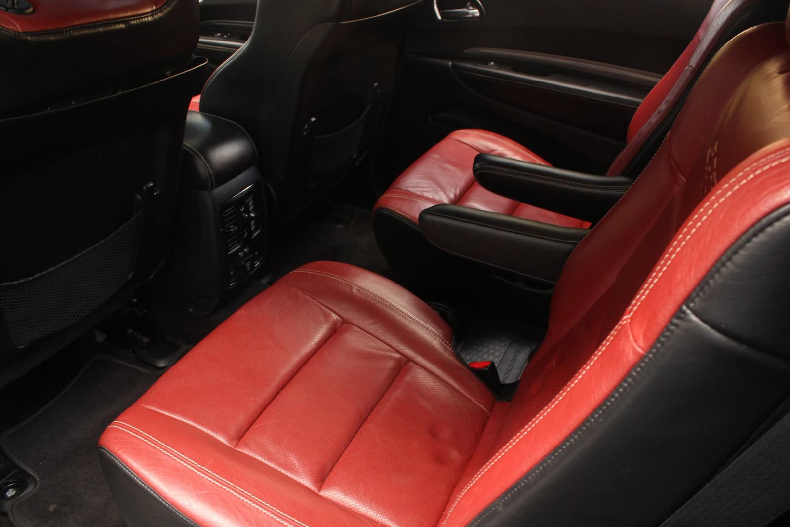Used 2018 Dodge Durango SRT w/ Technology Group AWD/4WD image 20