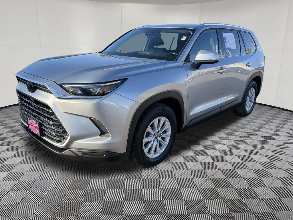 Used 2025 Toyota Grand Highlander AWD image 4