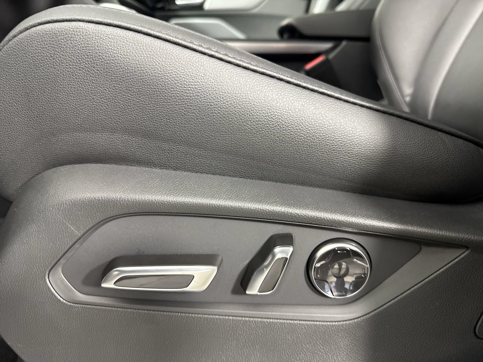Certified 2026 Acura MDX SH-AWD image 23