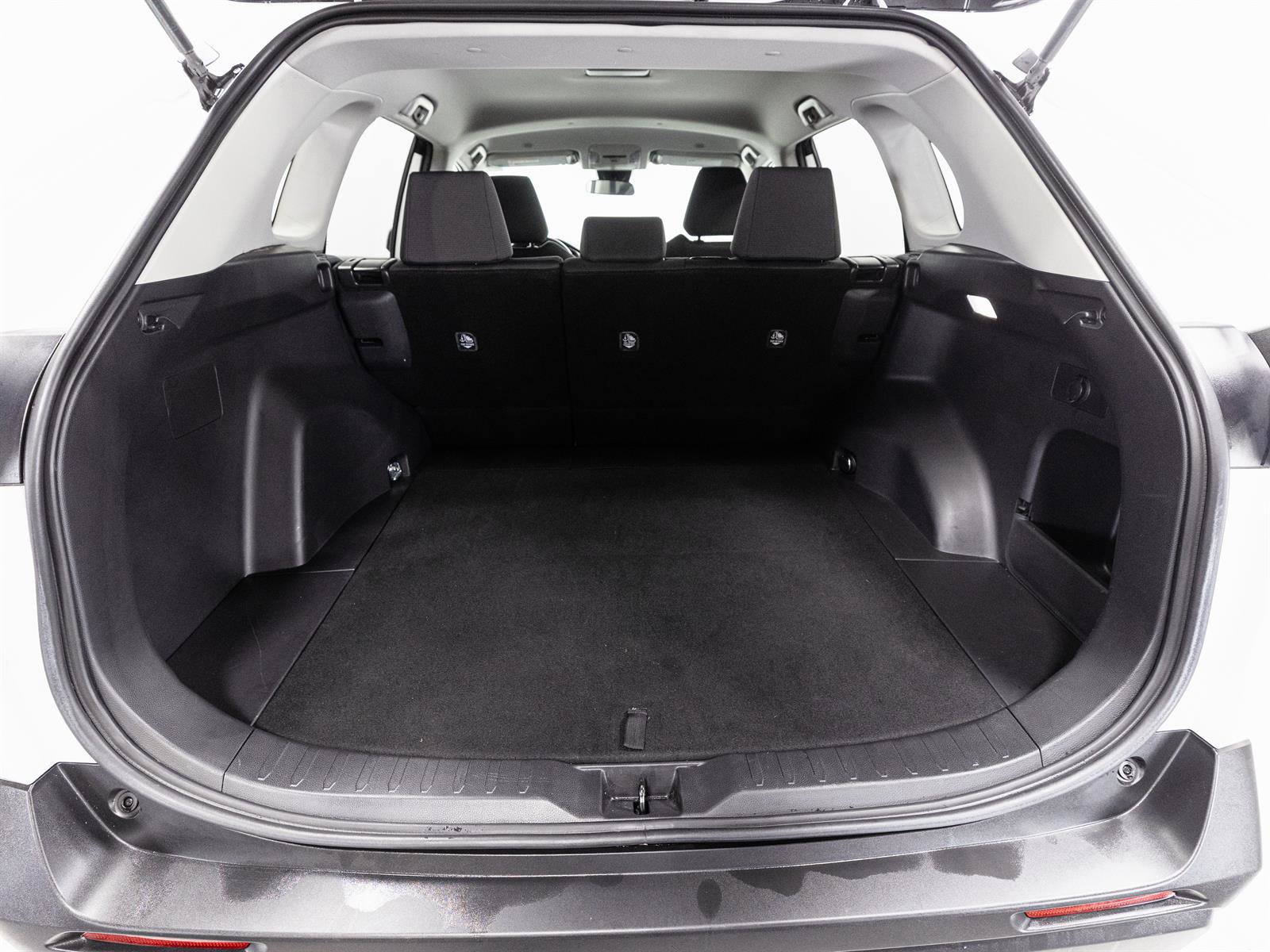 Certified 2025 Toyota RAV4 XLE image 10