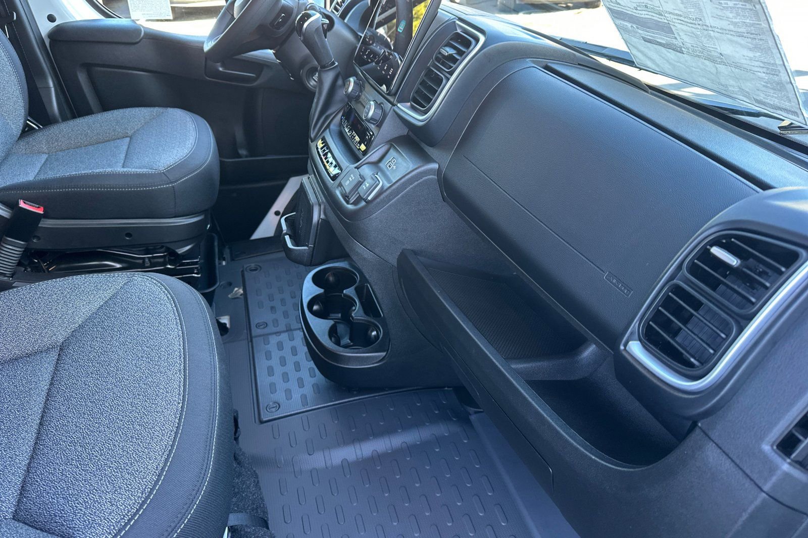 New 2026 RAM ProMaster 3500 w/ Quick Order Package 22G SLT FWD image 15