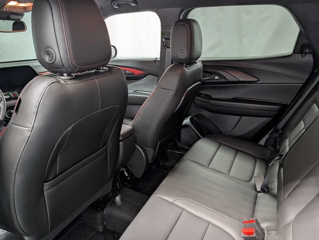 Used 2025 Chevrolet TrailBlazer RS w/ Convenience Package AWD/4WD image 15