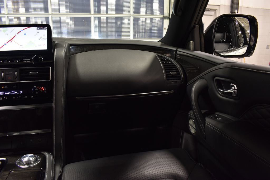 Used 2024 INFINITI QX80 Sensory image 14