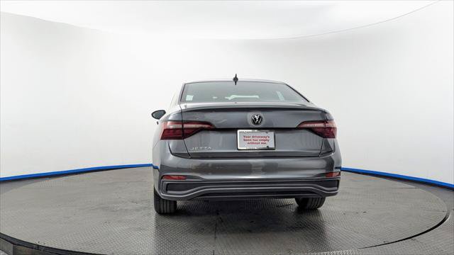 Used 2024 Volkswagen Jetta Sport FWD image 7