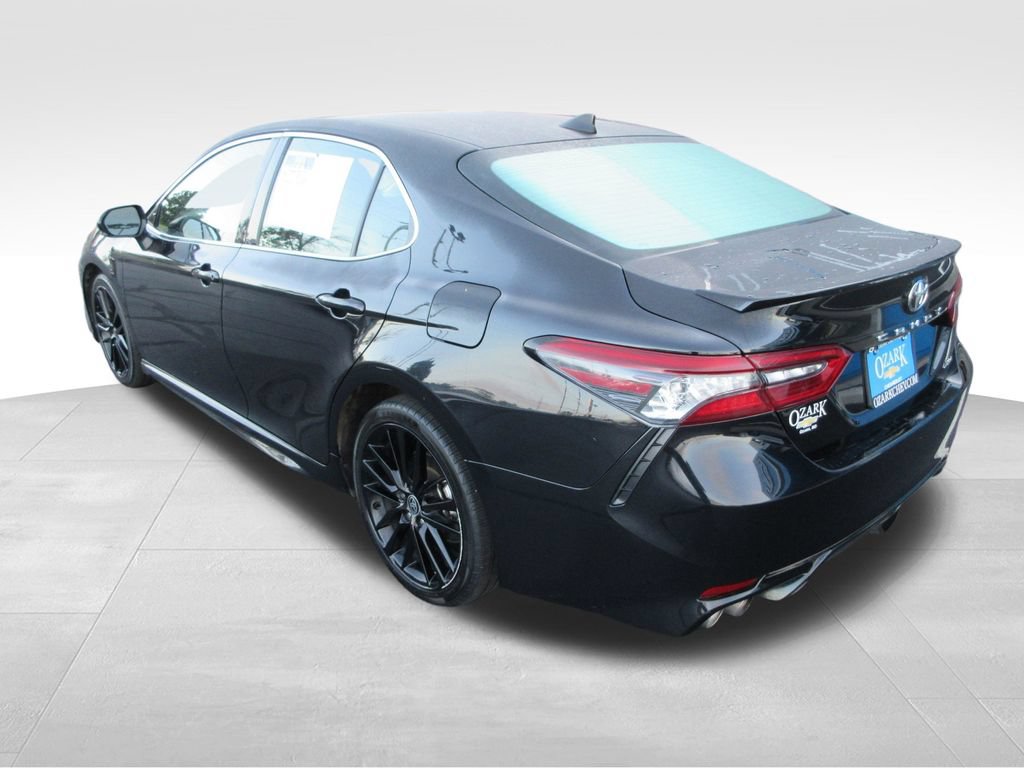 Used 2024 Toyota Camry XSE FWD image 3