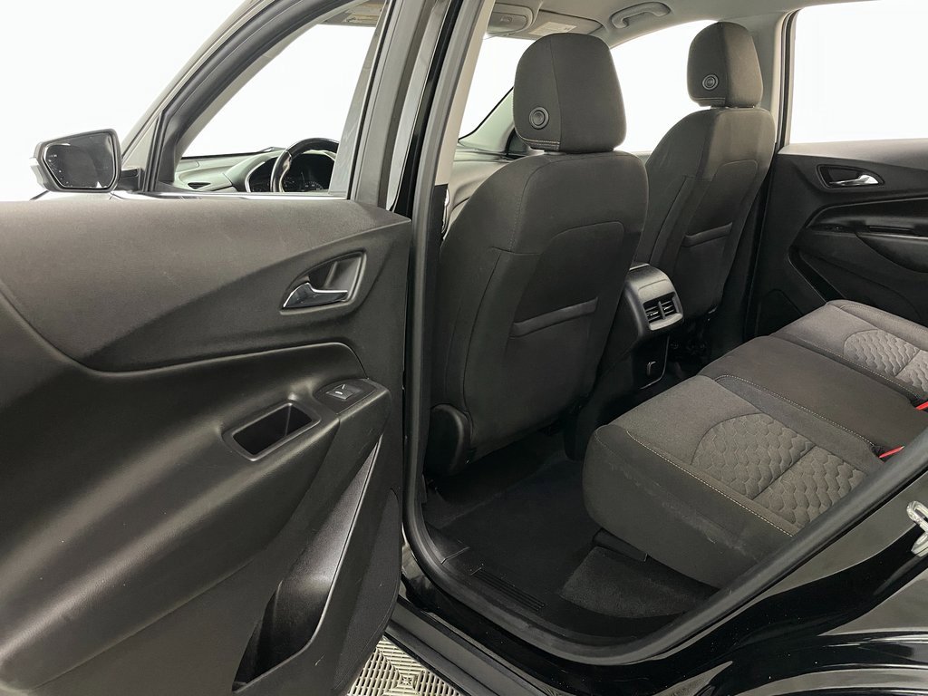 Used 2018 Chevrolet Equinox LT image 40