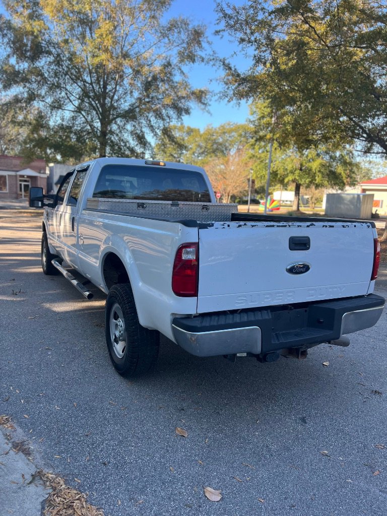 Used 2008 Ford F350 Lariat image 2