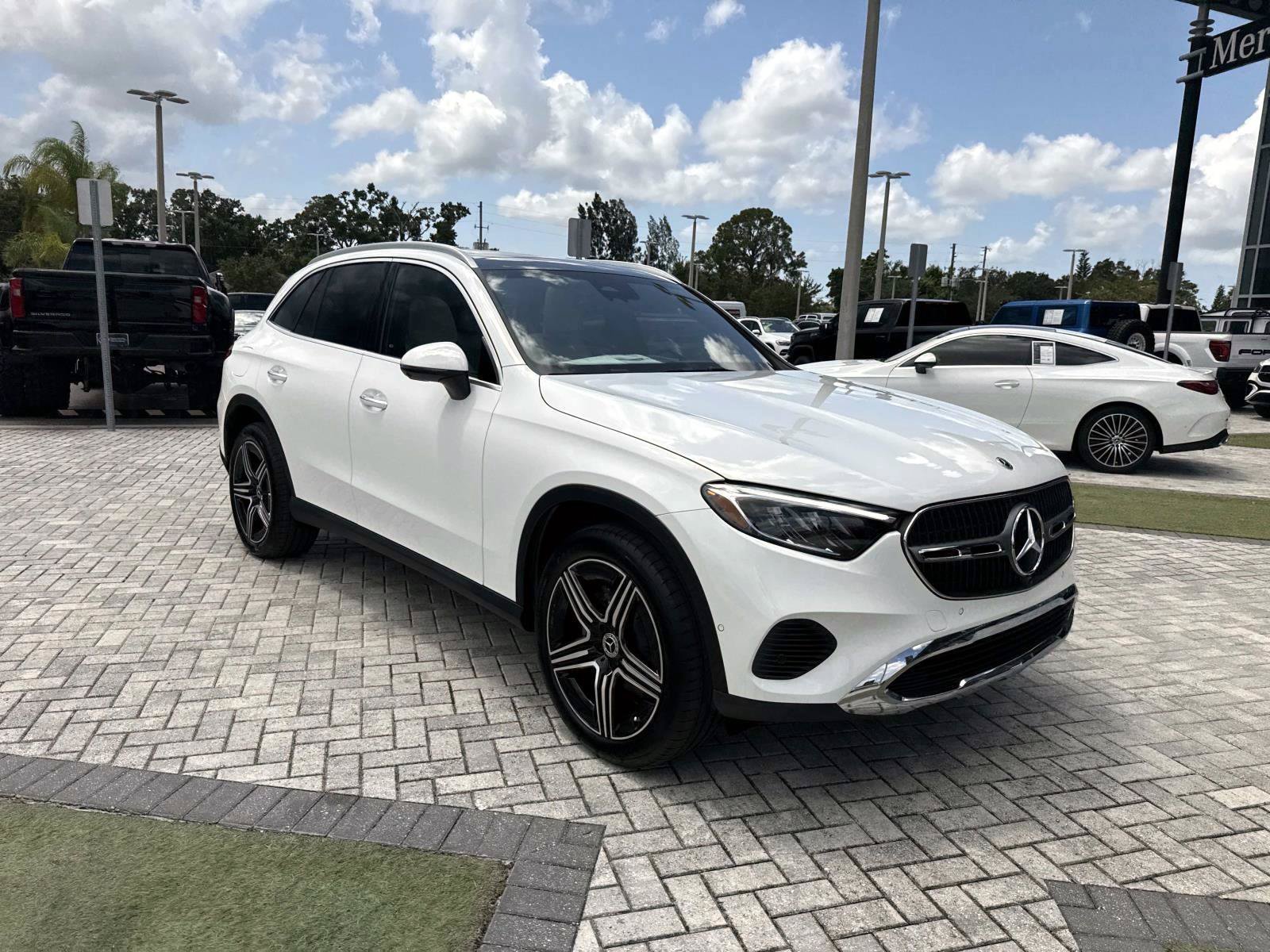 New 2027 Mercedes-Benz GLC 300 image 7