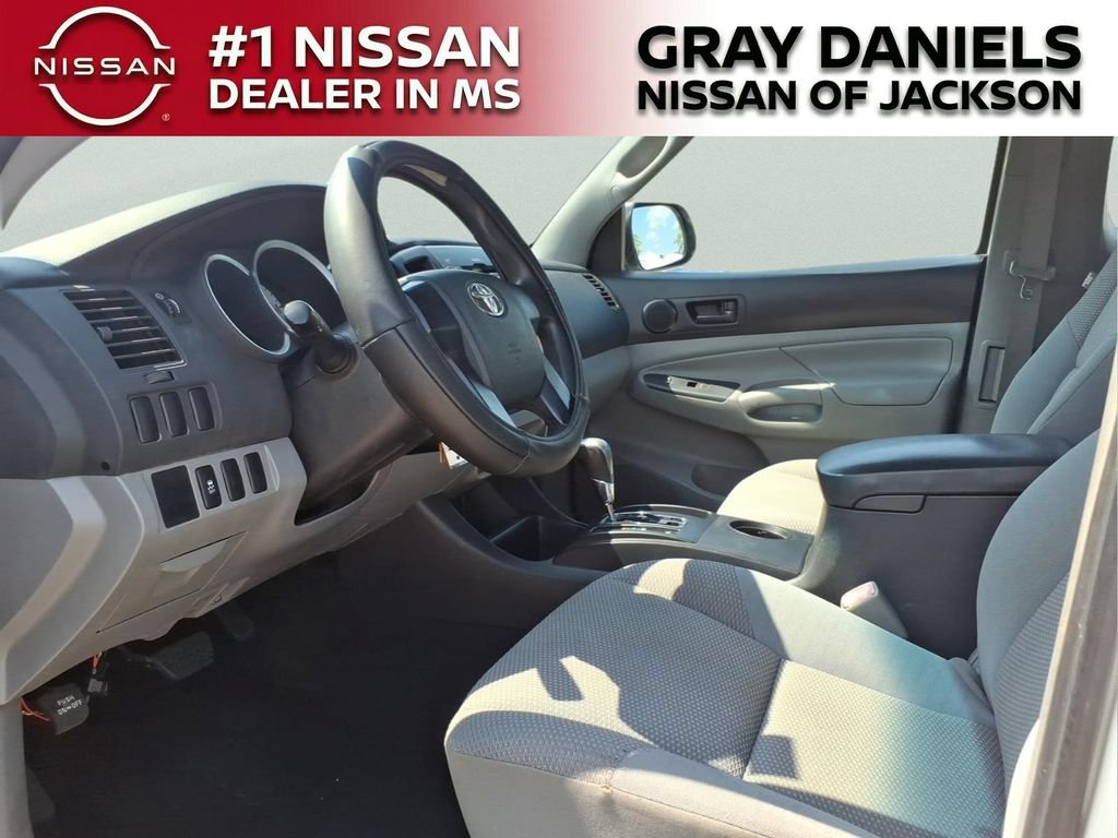Used 2012 Toyota Tacoma PreRunner RWD image 9
